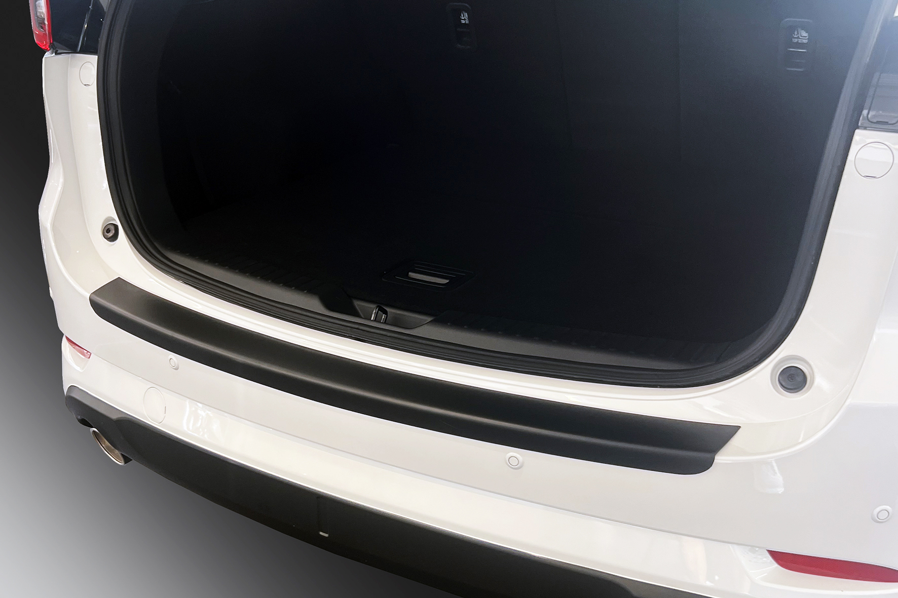 RGM REARGUARD FITS MAZDA CX5 2017-2025 Silver/Black/Gloss Black/Carbon Fiber Pattern