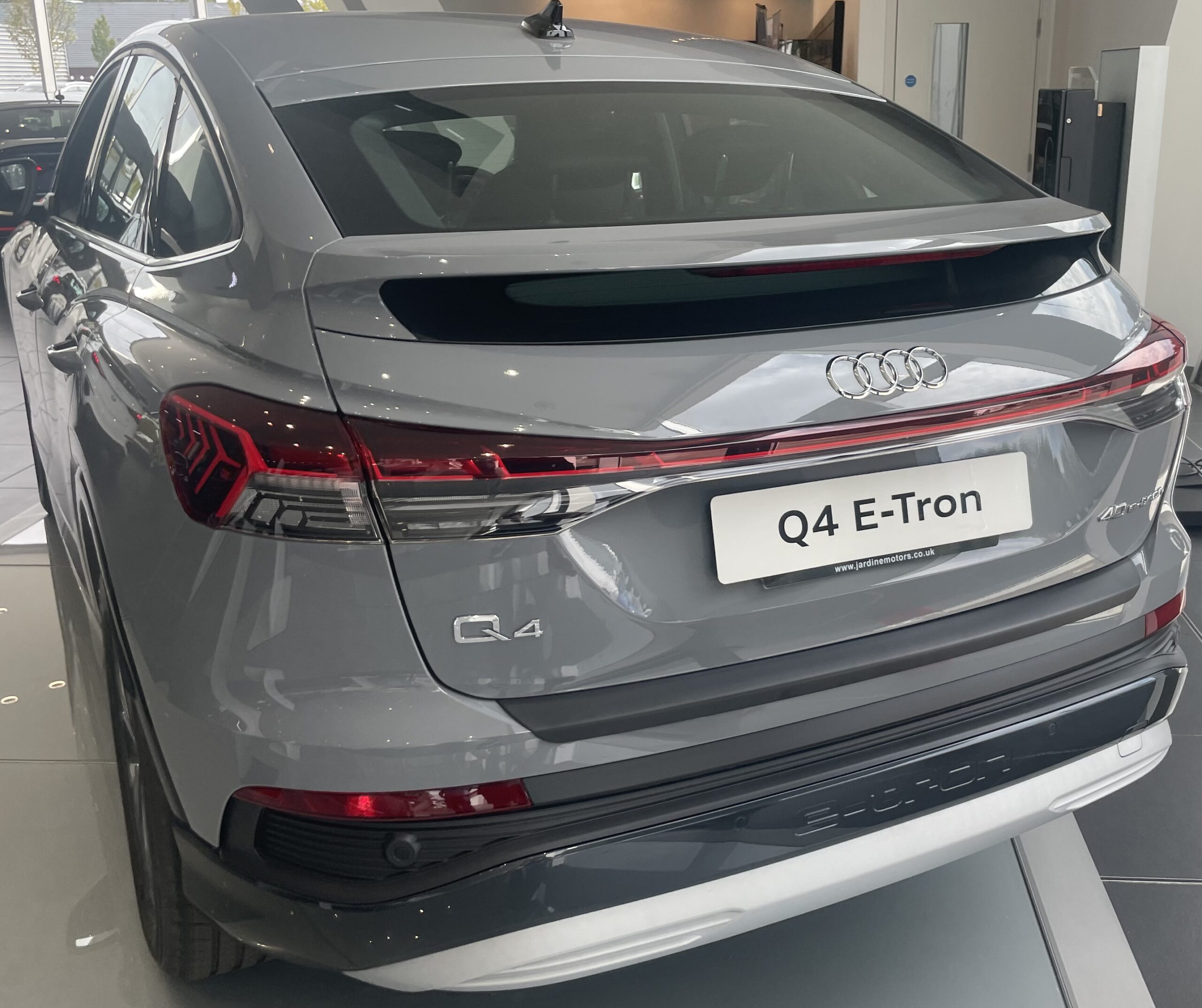 RGM Rearguard fits AUDI Q4 E-TRON / E-TRON SPORTBACK 2022-2025 Silver/Black/Gloss Black/Carbon Fiber Pattern - Image 6